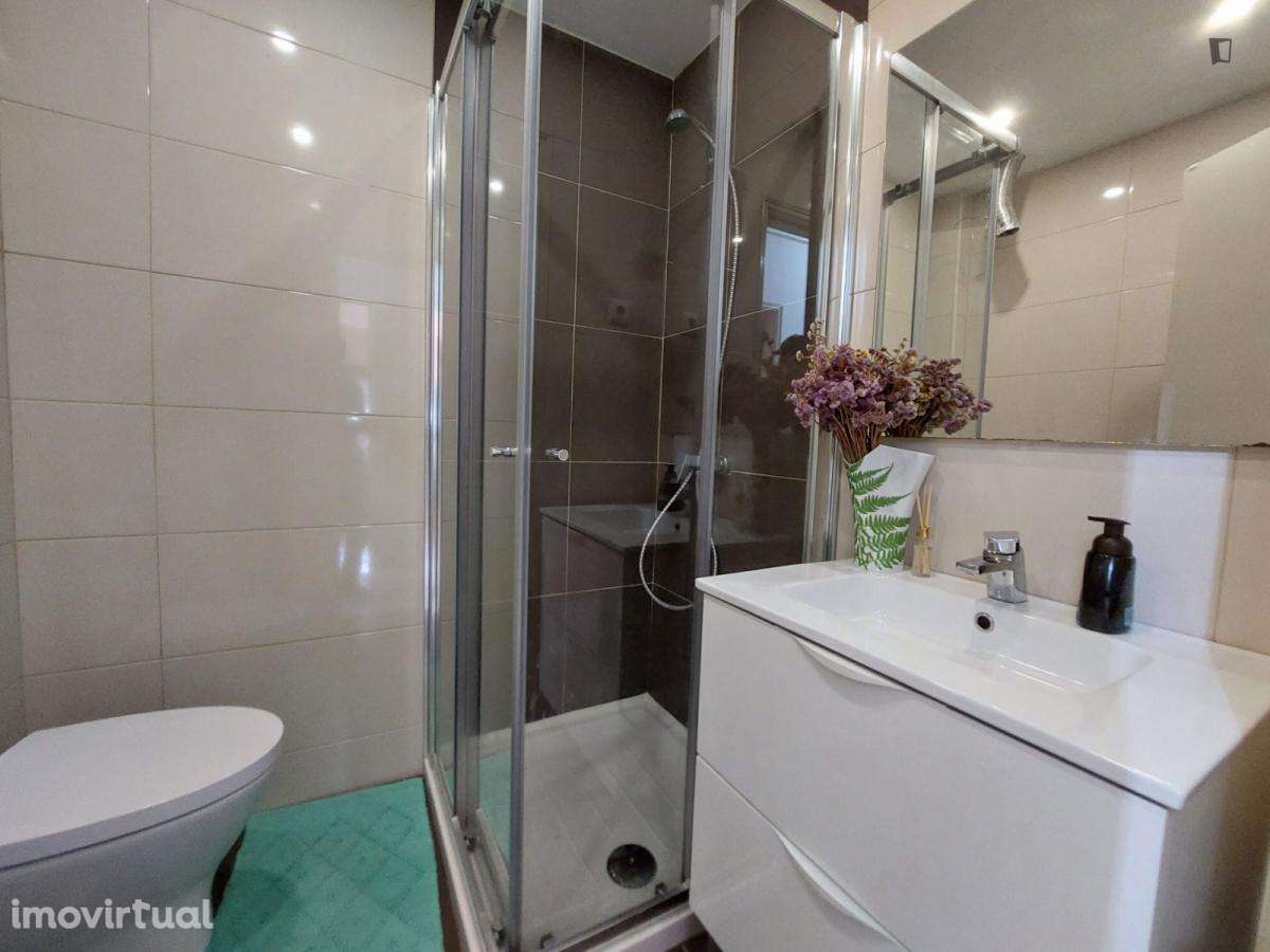 Quarto - localizado em Castelo branco - Grande imagem: 2/8