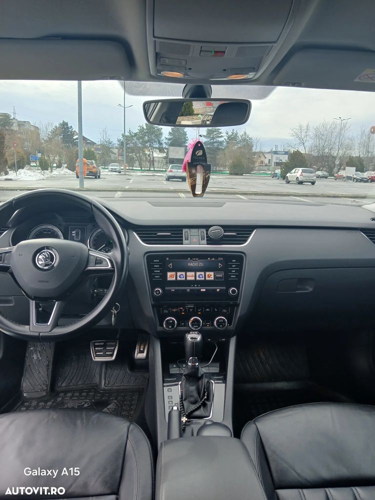 Skoda Octavia 2.0 TDI (Green tec) DSG Style - 4