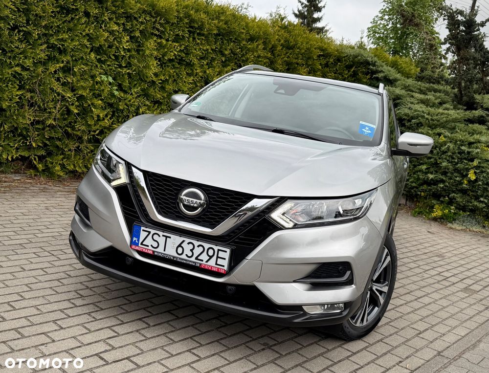 Nissan Qashqai 1.3 DIG-T N-WAY - 40