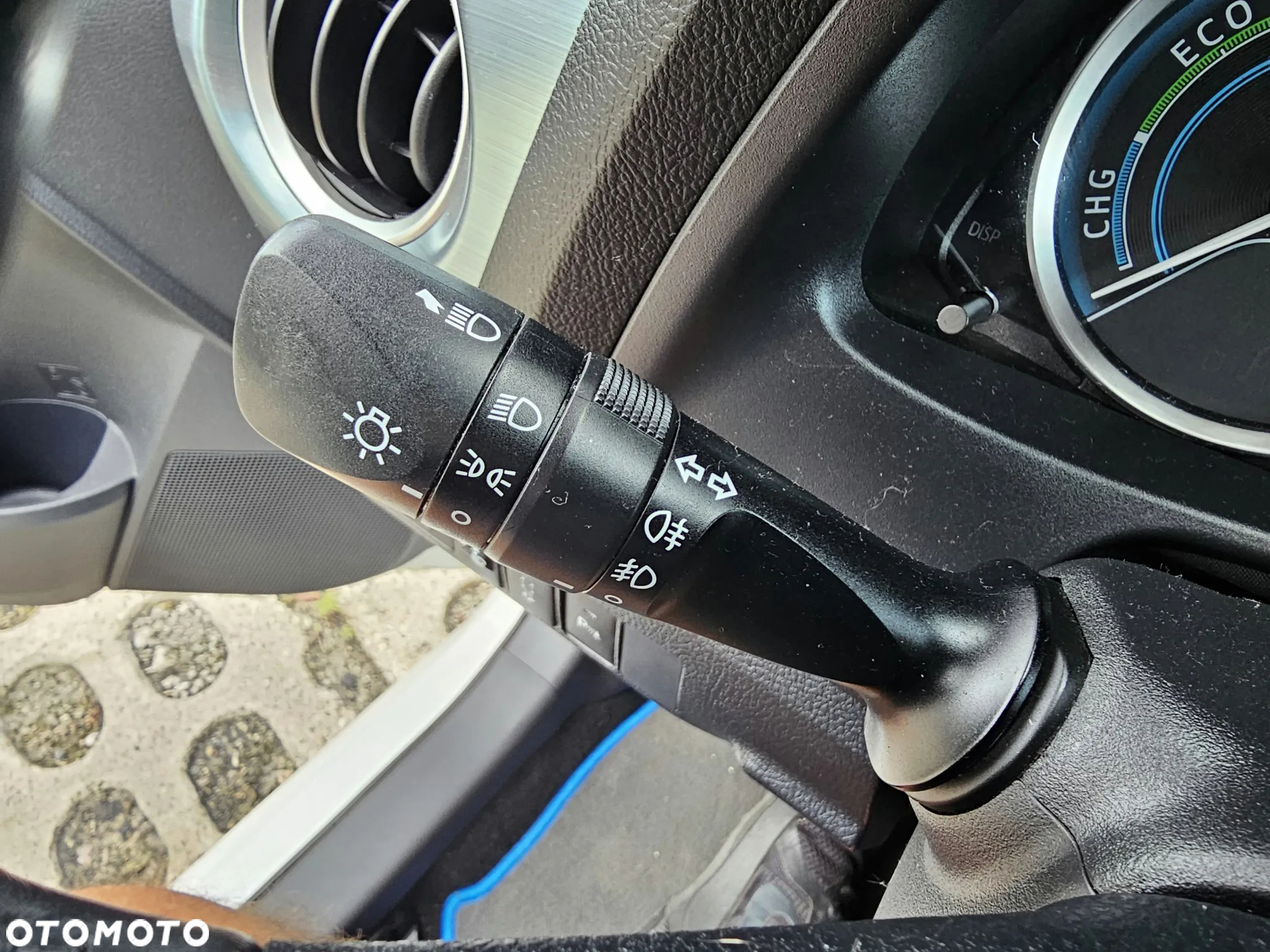 Toyota Auris 1.8 HSD Prestige NAVI - 22