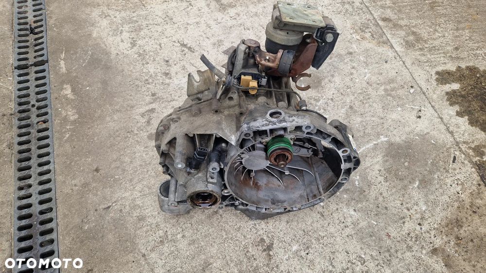 SHARAN GALAXY ALHAMBRA 1.9 TDI SKRZYNIA BIEGÓW 957T-7F096 - 1