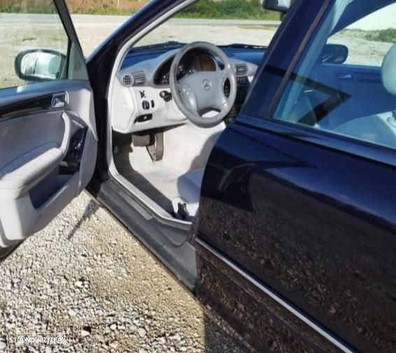 Mercedes-Benz C 200 - 1