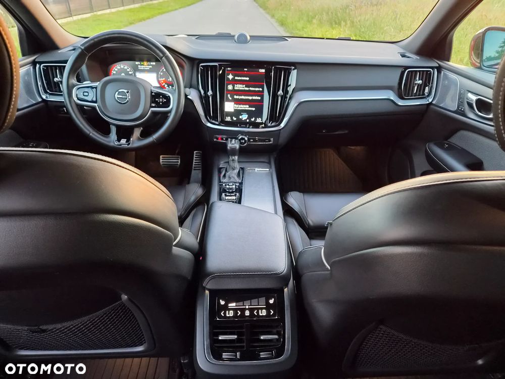 Volvo S60 T6 AWD R-Design - 14