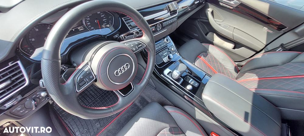 Audi A8 - 6
