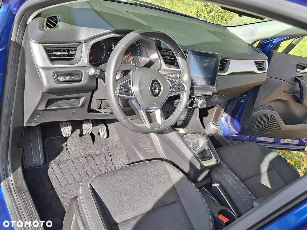 Renault Captur - 16