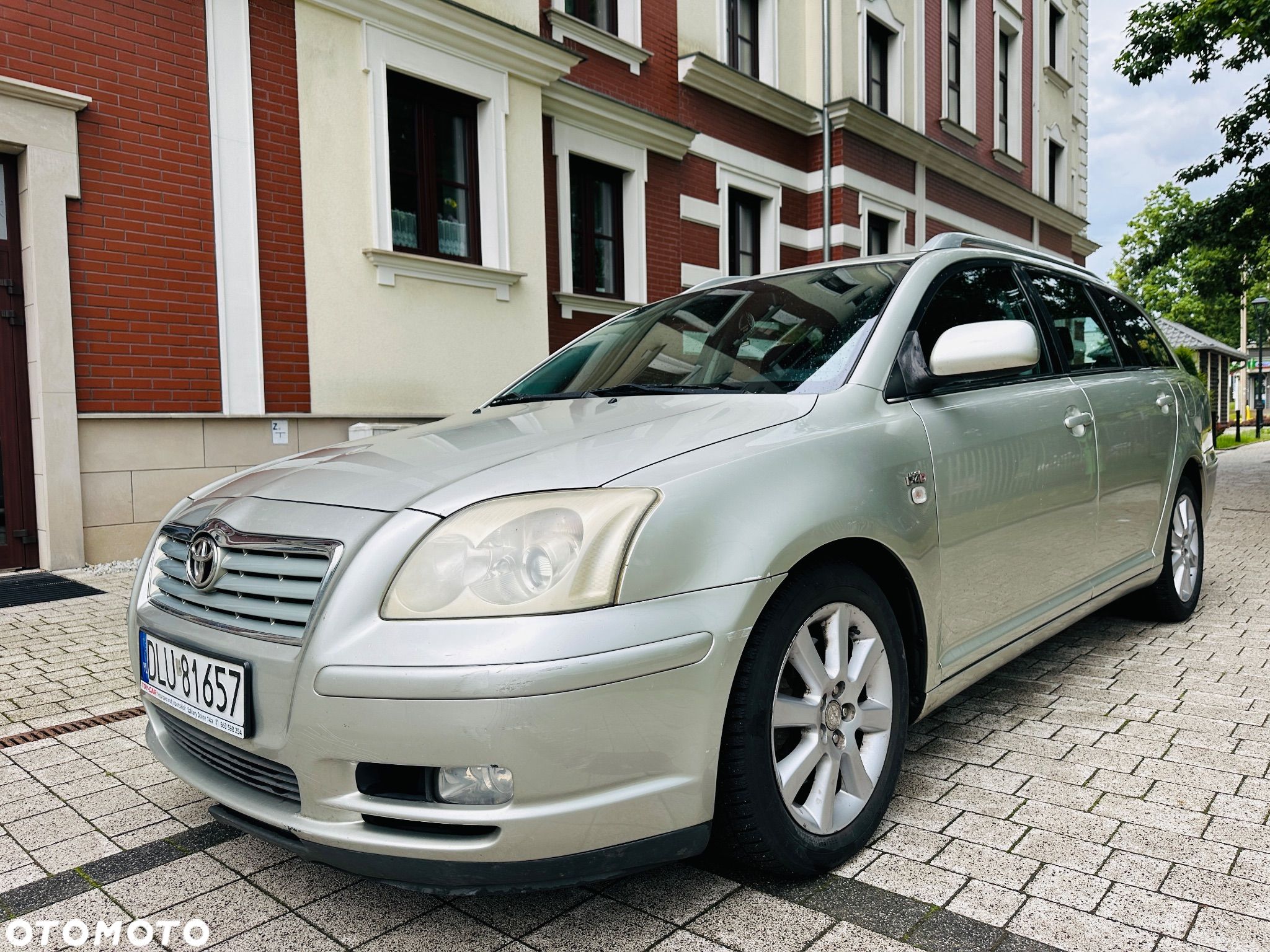 Toyota Avensis 2.0 D-4D High - 1