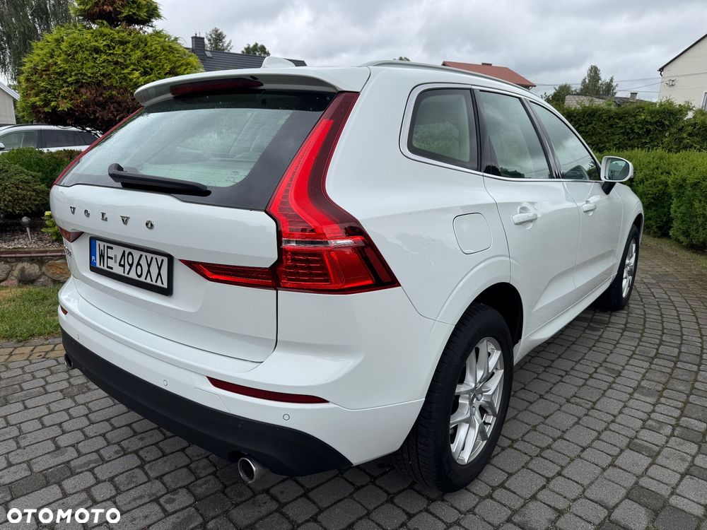 Volvo XC 60 T4 Momentum Pro - 10