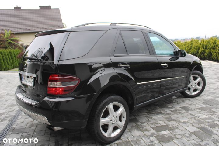 Mercedes-Benz ML - 28
