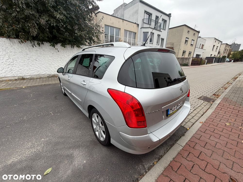 Peugeot 308 - 3