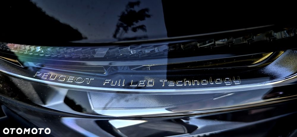 Peugeot 5008 BlueHDi 180 EAT8 GT - 17
