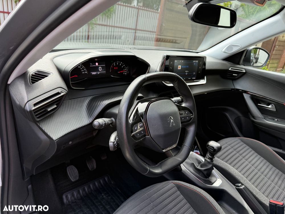 Peugeot 2008 1.2 PureTech Turbo S&S Active - 14