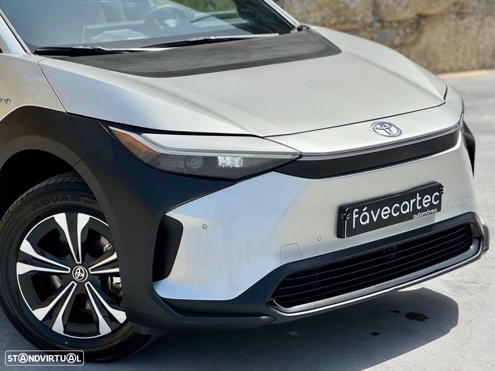 Toyota bZ4X 71,4 kWh Exclusive - 10