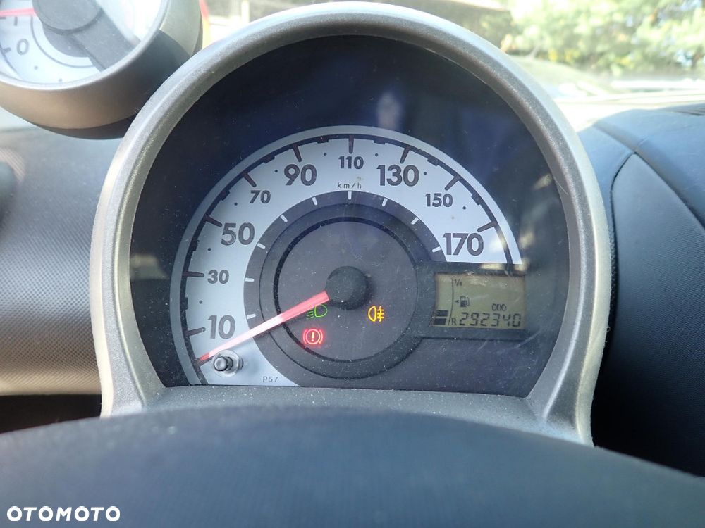 CZĘSCI - Peugeot 107 1,0 68KM CFA FILM HB 5D 5B lakier KTB 2007r. INDEX - 10244 - 13