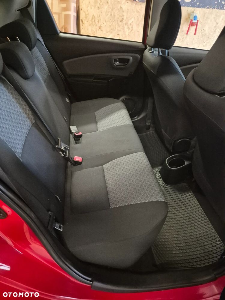 Toyota Yaris 1.33 Active - 8