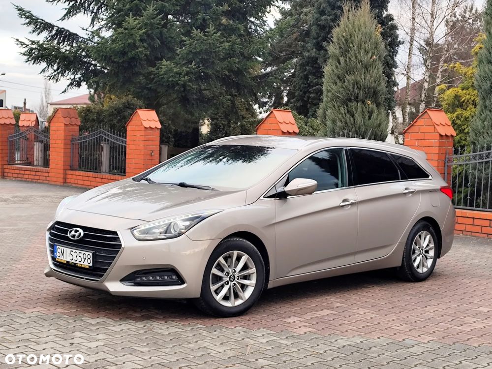 Hyundai i40 Kombi blue 1.7 CRDi DCT Style - 2