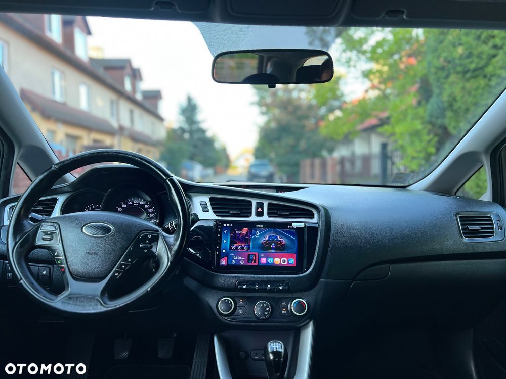 Kia Ceed 1.4 L - 35