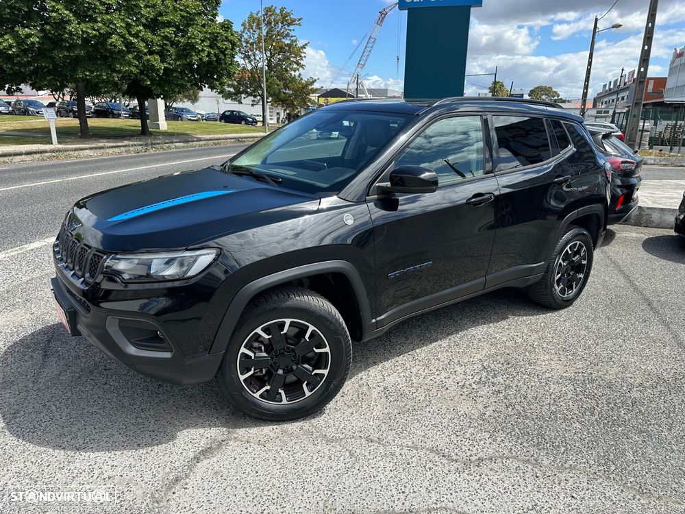 Jeep Compass 1.3 TG Trailhawk - 3