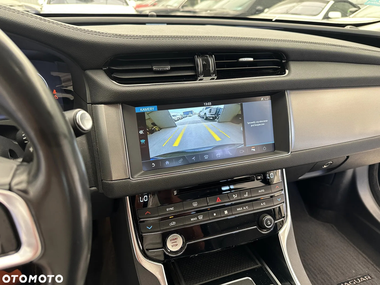 Jaguar XF 2.0 T Prestige - 9