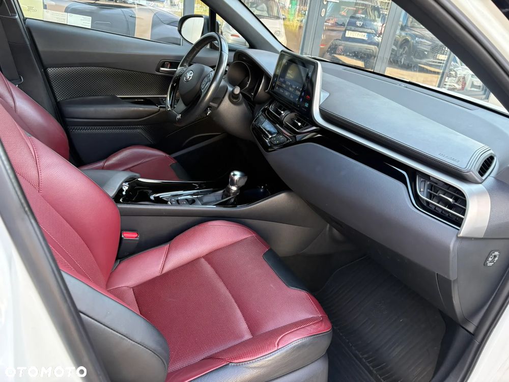 Toyota C-HR 1.8 Hybrid GPF Selection - 26