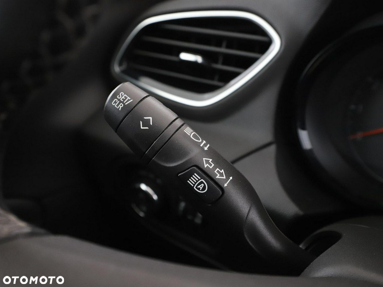 Opel Grandland X 1.2 Start/Stop Automatik Design Line - 34