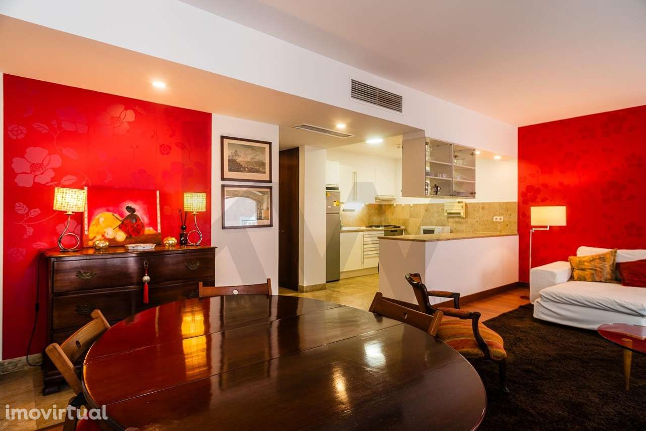 T1 literalmente no Príncipe Real com Estacionamento - Grande imagem: 4/25