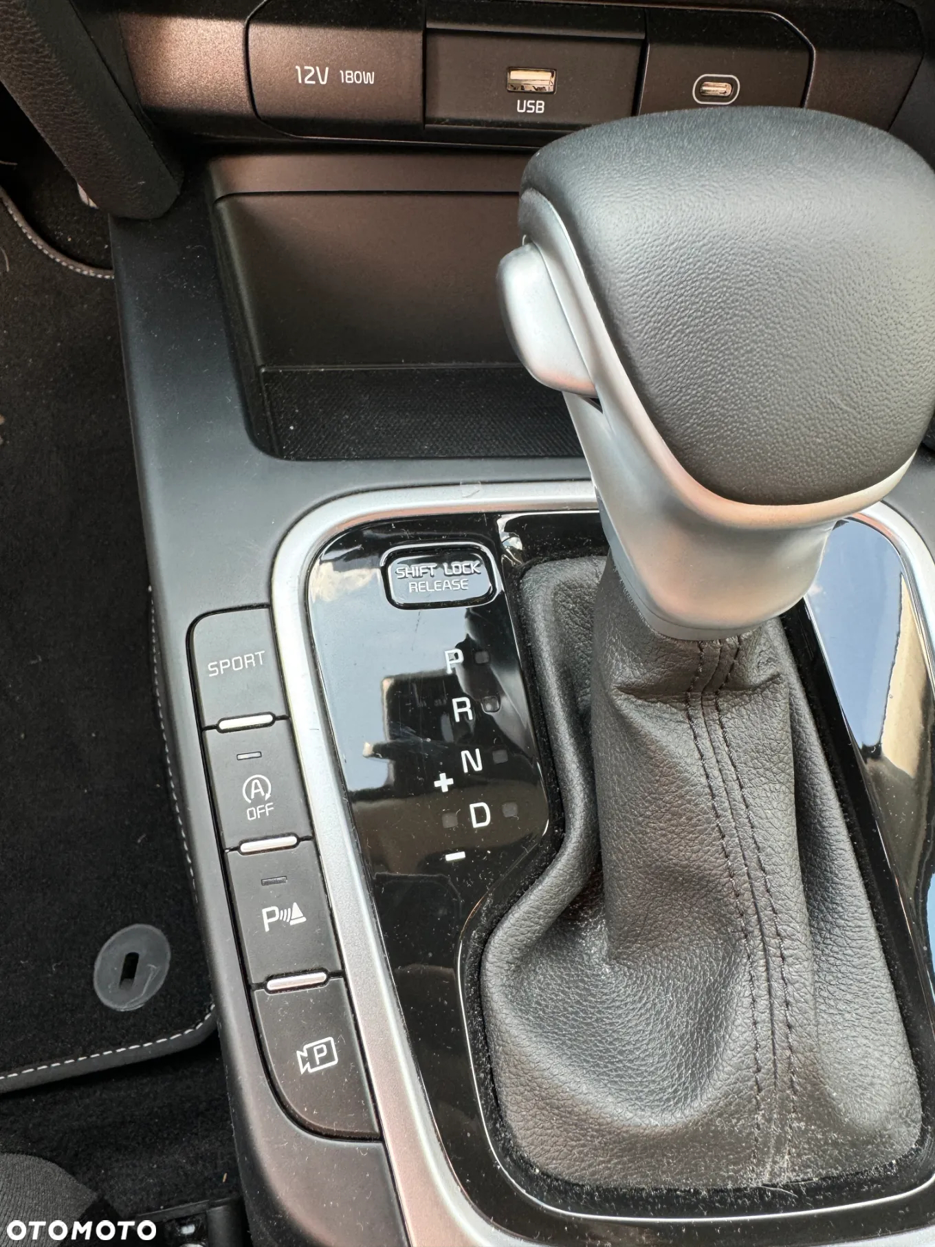 Kia Ceed 1.5 T-GDI M DCT - 11