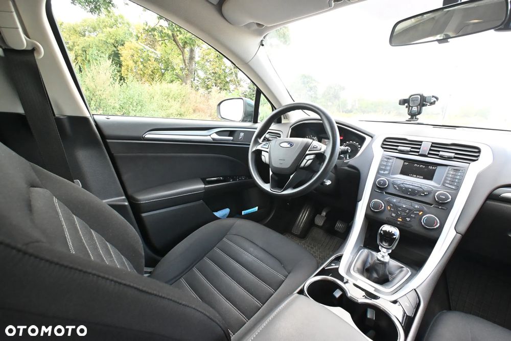 Ford Mondeo 1.5 EcoBoost Ambiente - 14