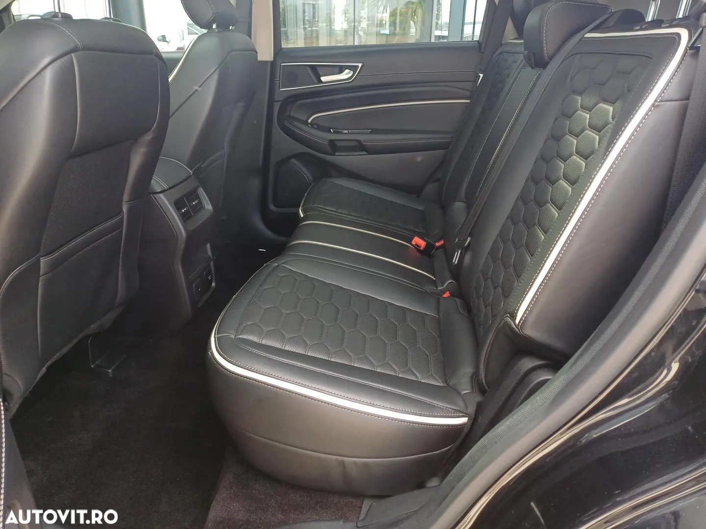 Ford Edge 2.0 TDCi Bi-Turbo 4x4 Vignale - 19