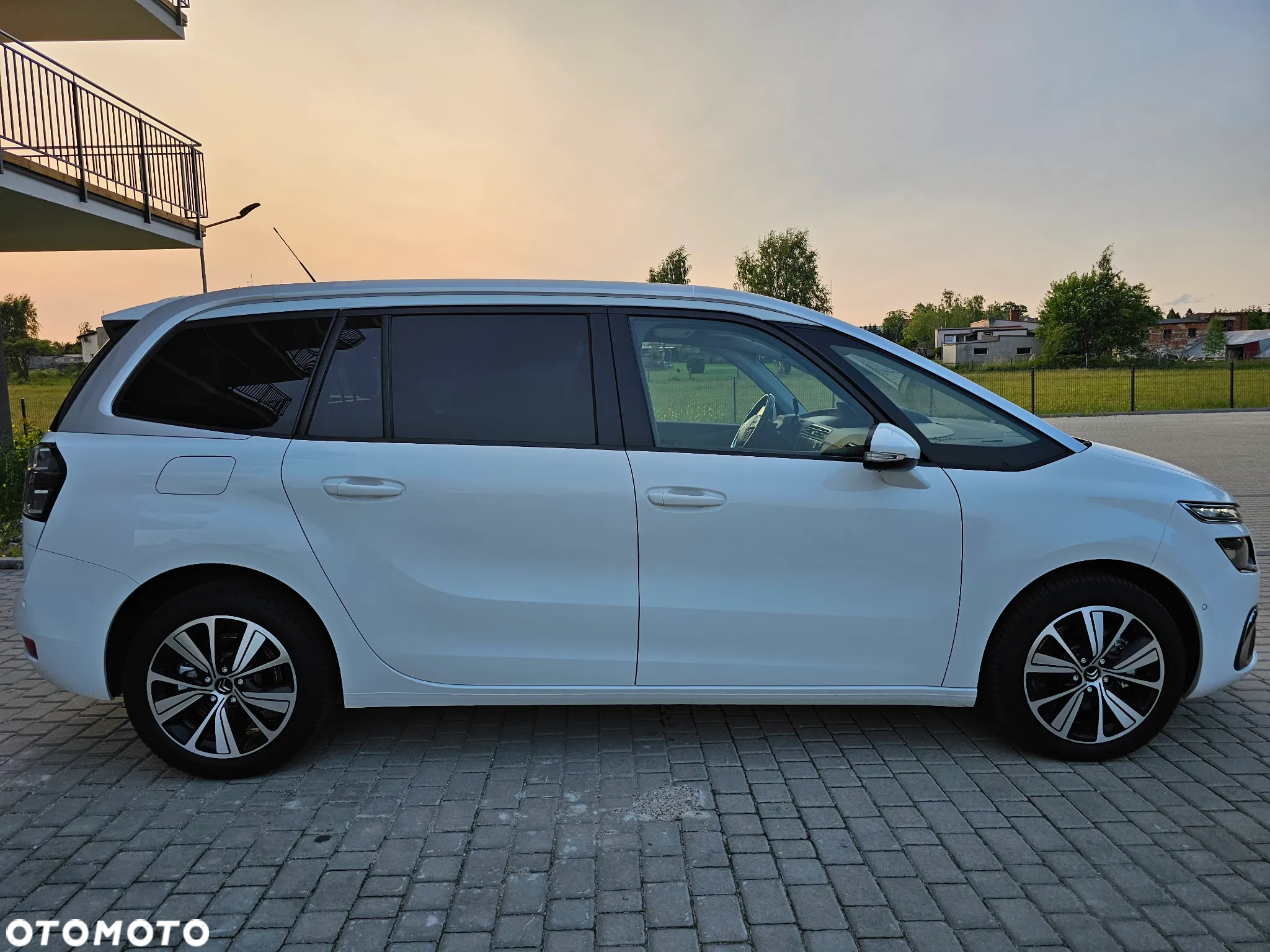 Citroën C4 Grand Picasso 2.0 BlueHDi Exclusive - 18