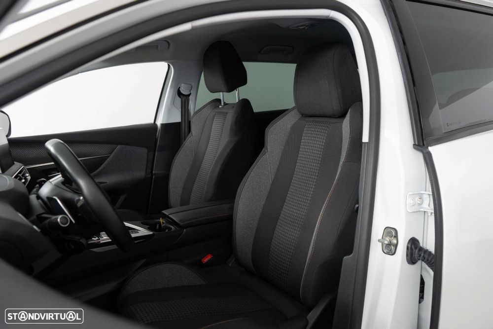 Peugeot 5008 1.2 PureTech Allure Grip Control EAT6 - 10