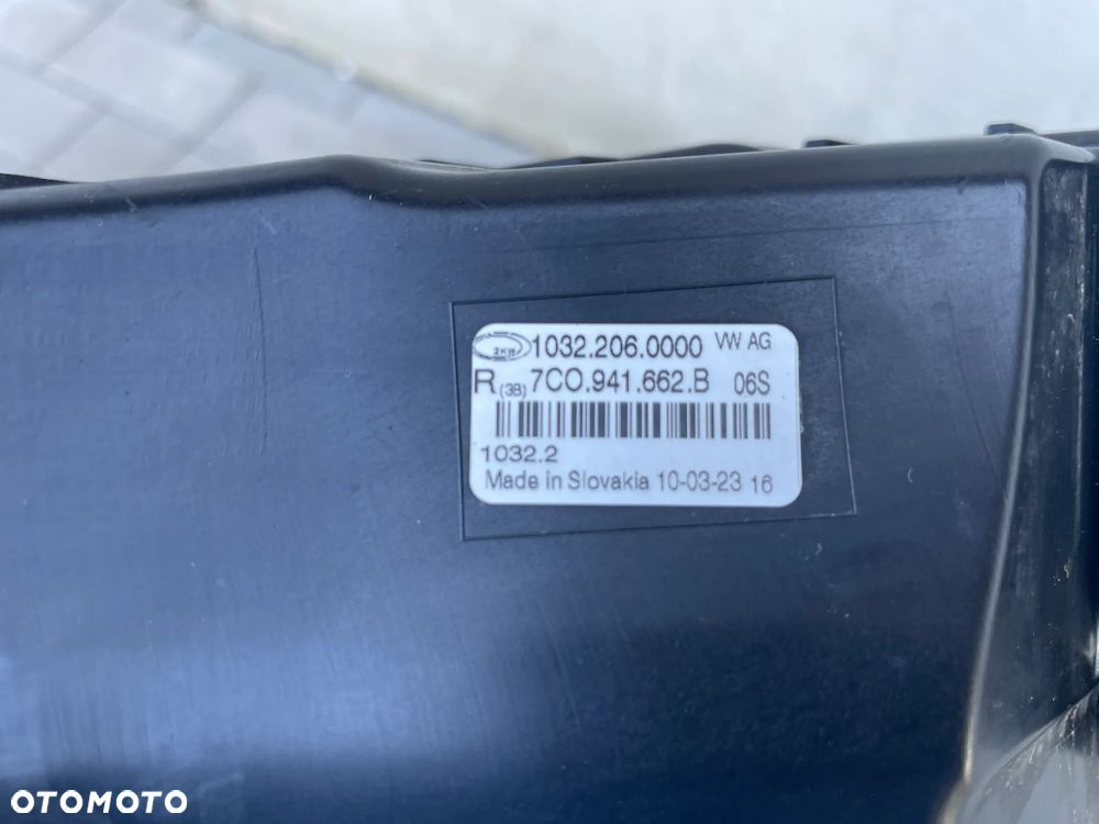 HALOGEN PRAWY VW CRAFTER II, MAN TGE  2016-- - 4