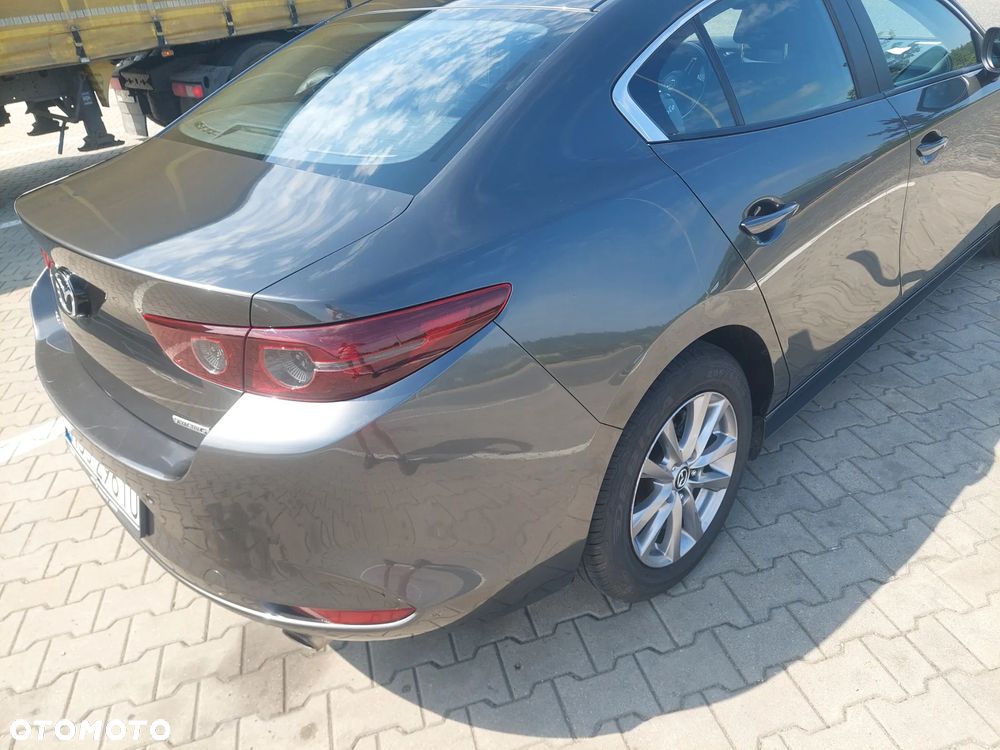 Mazda 3 2.0 mHEV Hikari - 10
