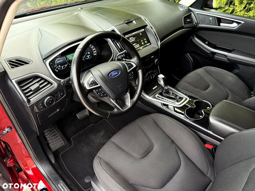 Ford S-Max - 23