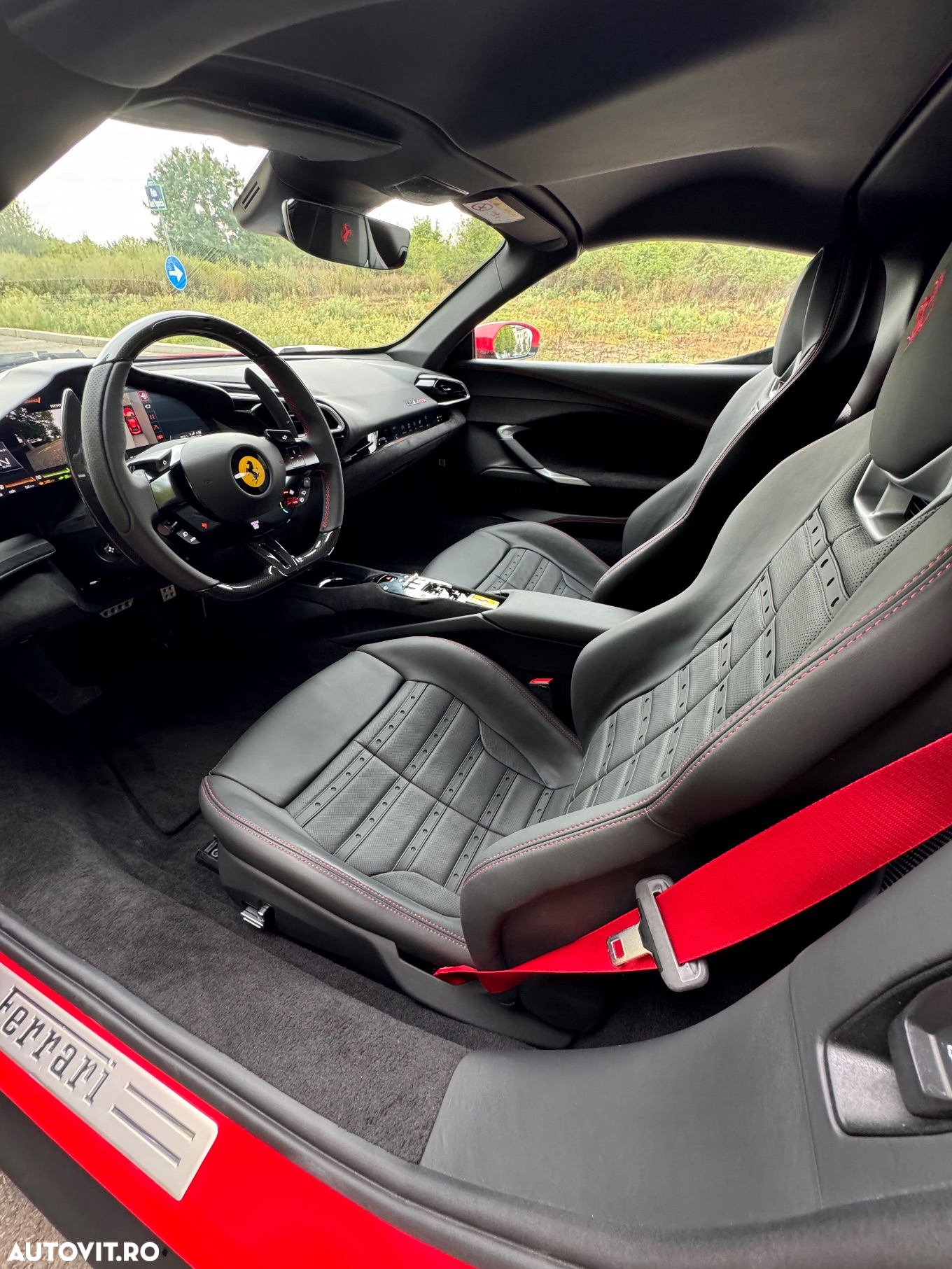 Ferrari 296 GTS - 14