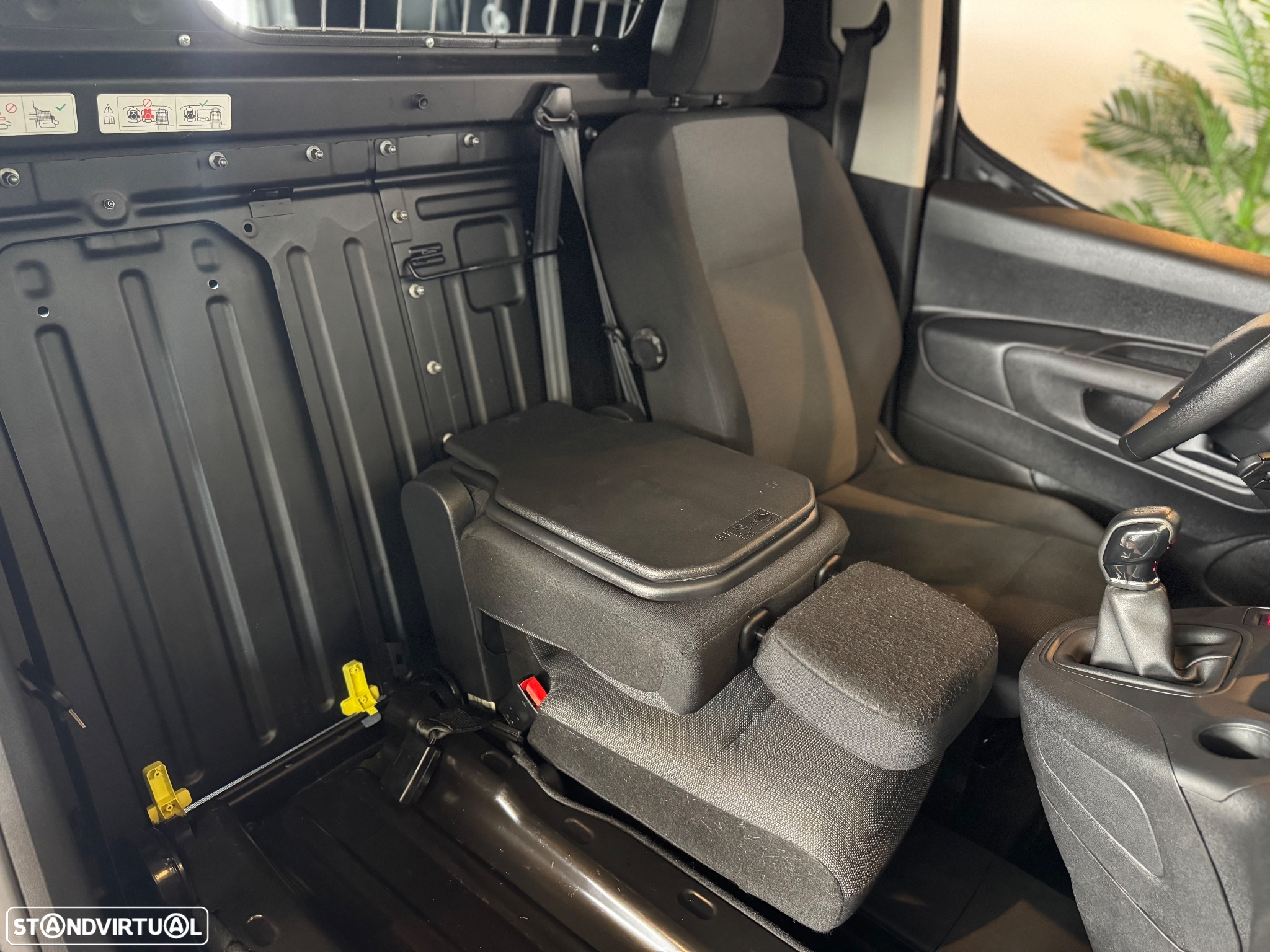 Peugeot Partner Tepee HDi FAP 90 Premium - 16