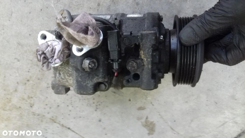 sprężarka klimatyzacji 4F0260805AG A6 C6 2.7 TDI - 4