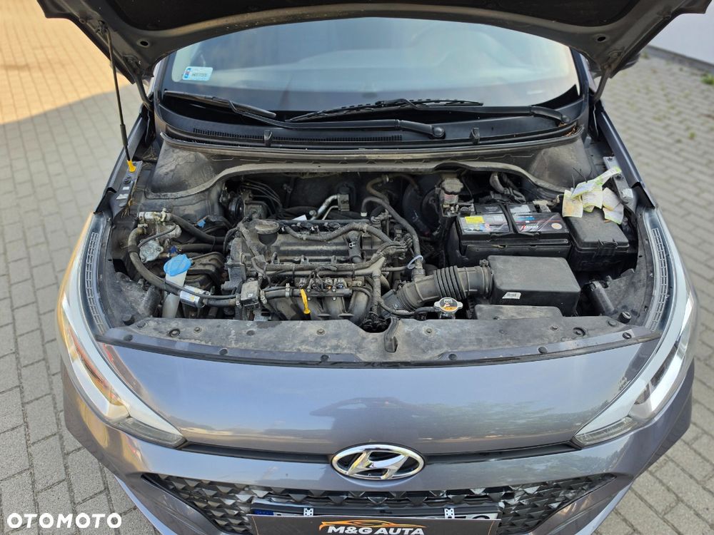 Hyundai i20 - 13