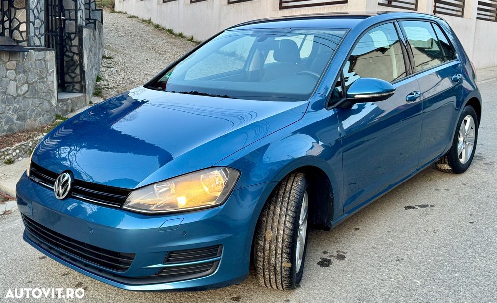 Volkswagen Golf 1.2 TSI BMT Comfortline - 18