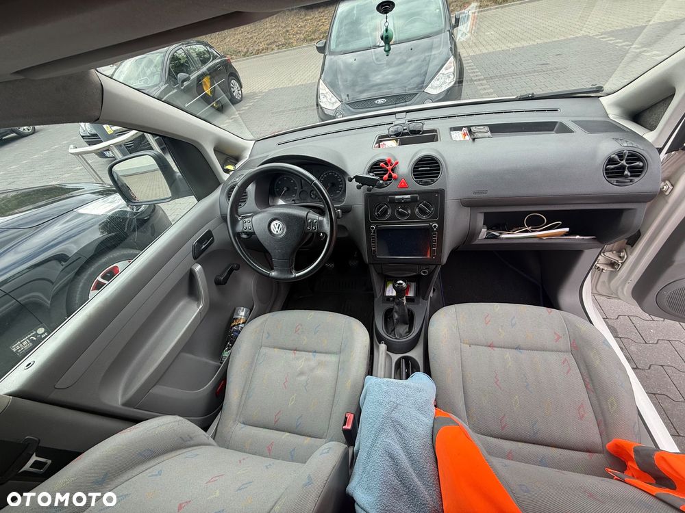 Volkswagen Caddy Life - 11