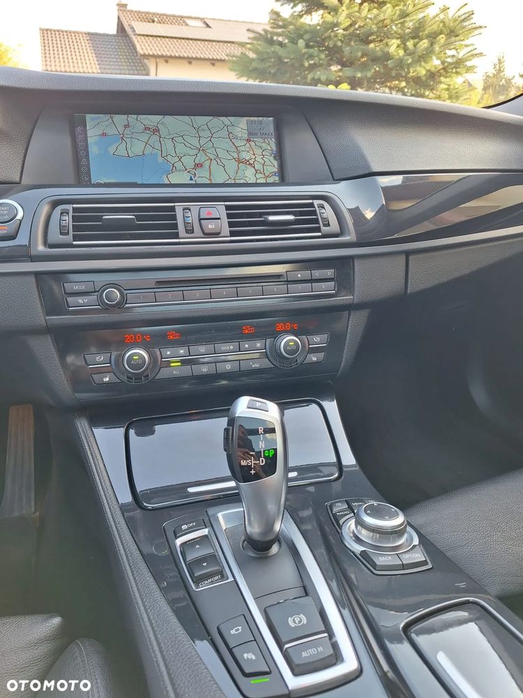 BMW Seria 5 530d Sport-Aut - 17