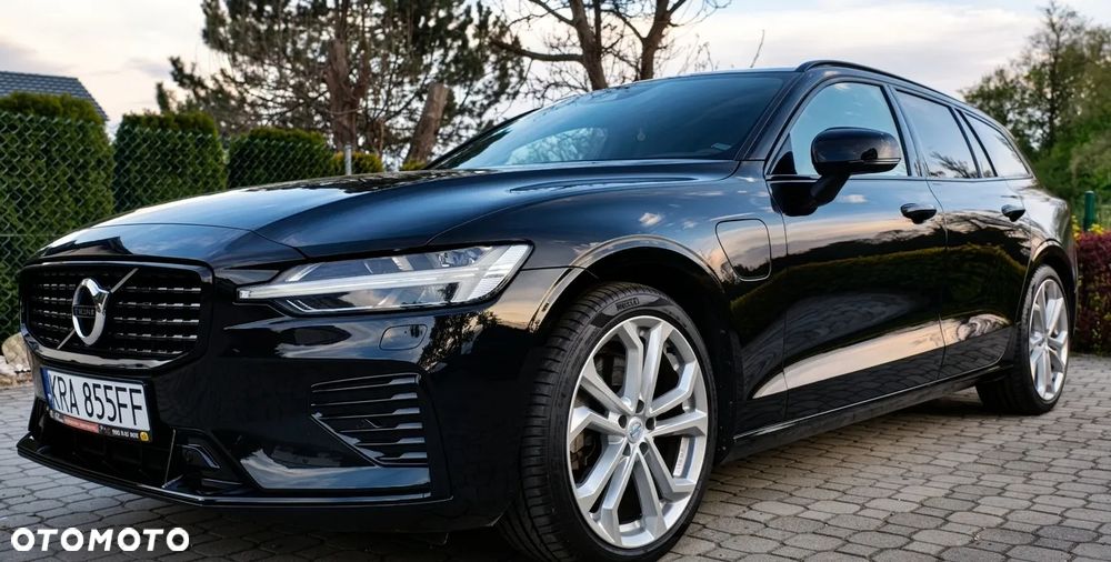Volvo V60 T6 AWD Plug-In Hybrid Ultra Dark - 8