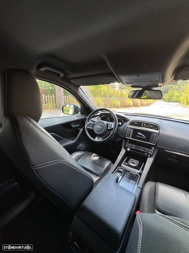 Jaguar F-Pace 2.0 i4D R-Sport AWD Aut. - 8