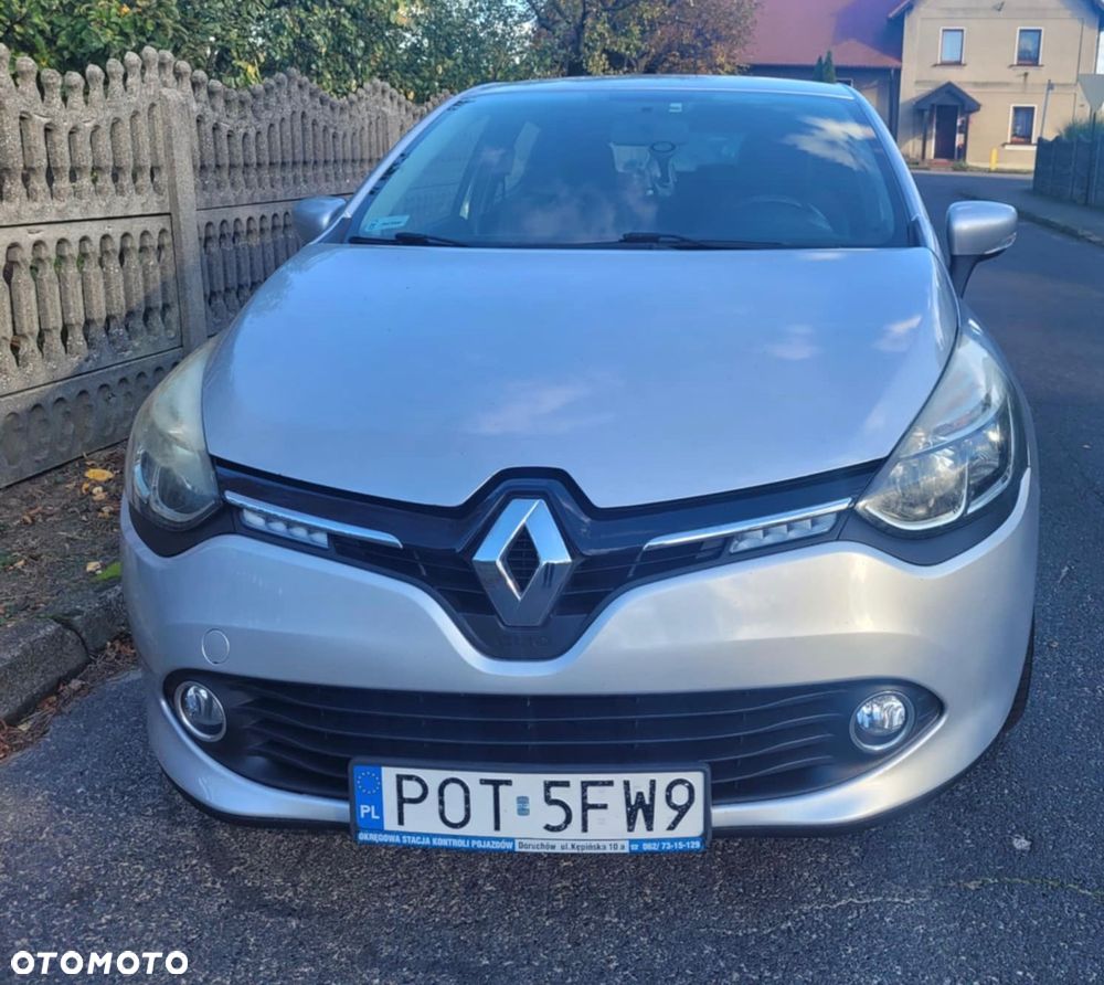 Renault Clio - 2