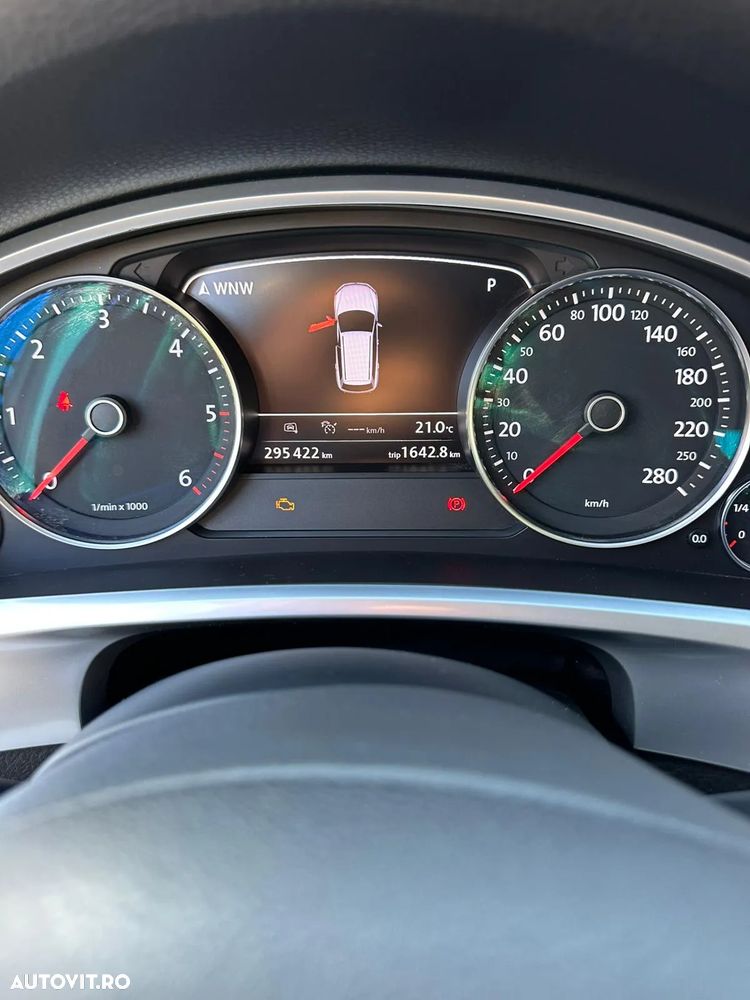Volkswagen Touareg - 21