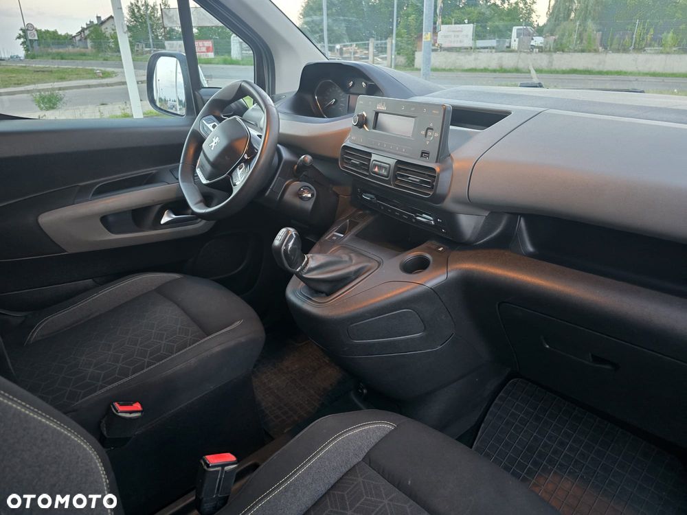 Peugeot Rifter 1.5 BlueHDI Active - 14