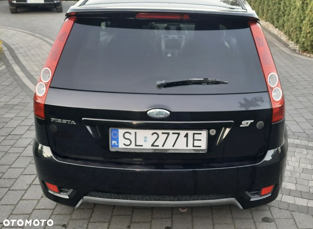 Ford Fiesta - 6