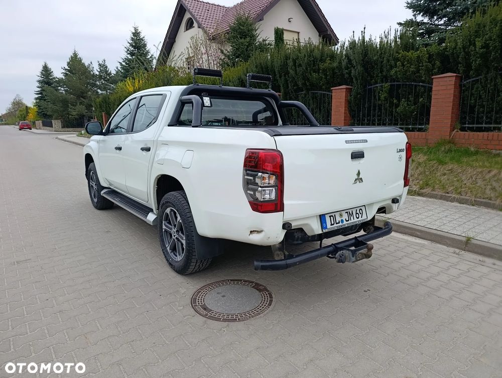 Mitsubishi L200 Pick Up 4x4 S&S Autm Double Cab Plus - 16