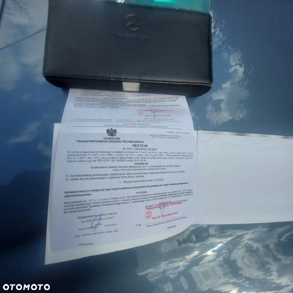 Mercedes-Benz Klasa E - 19