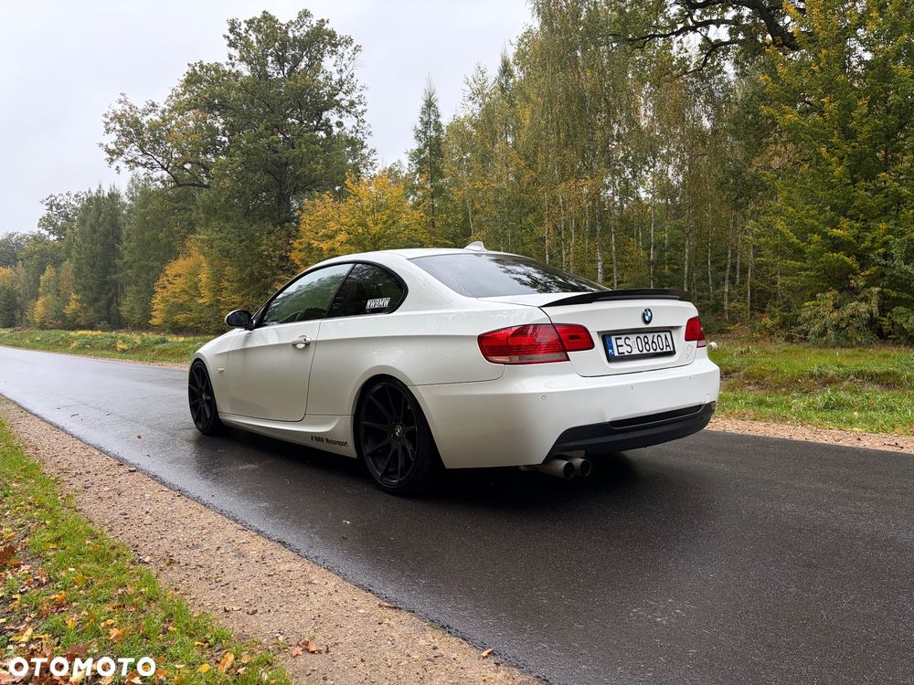 BMW E92 320I 2008 photo 5