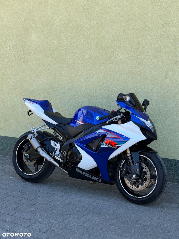 Suzuki GSX-R - 1